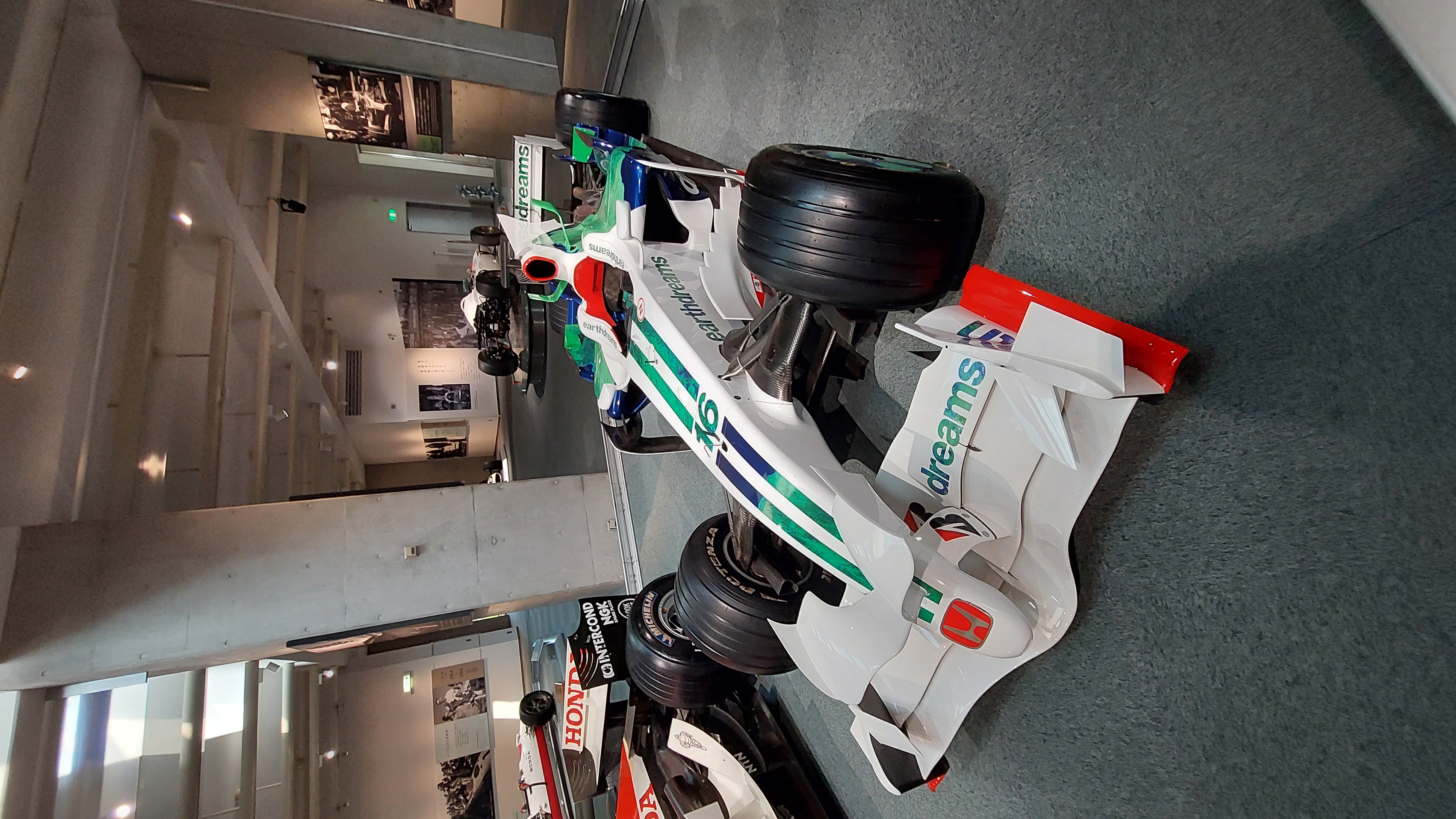 Honda F1 car in white Earth Dreams livery, the modern era of Honda's grand prix involvement