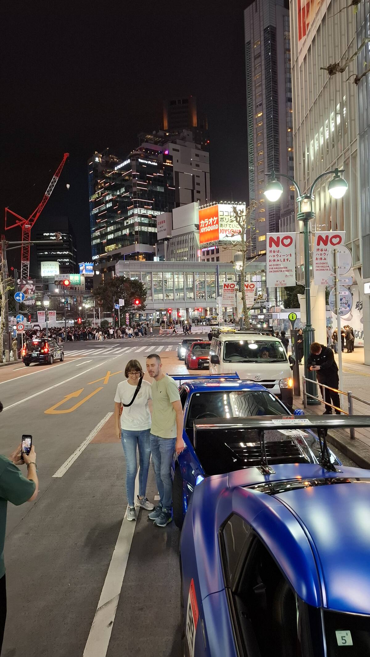 Posing with the blue GT-R at Daikoku PA